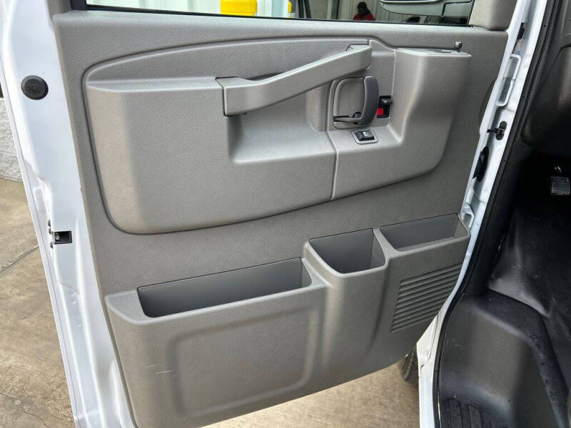 2026 GMC Savana 3500