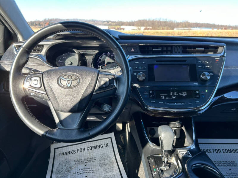 2014 Toyota Avalon XLE Touring Hybrid photo 20