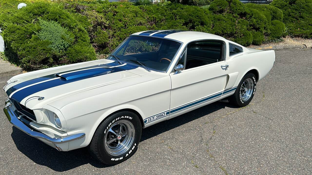 1966 Ford Mustang 5
