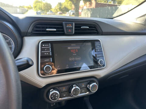 2020 Nissan Versa SV