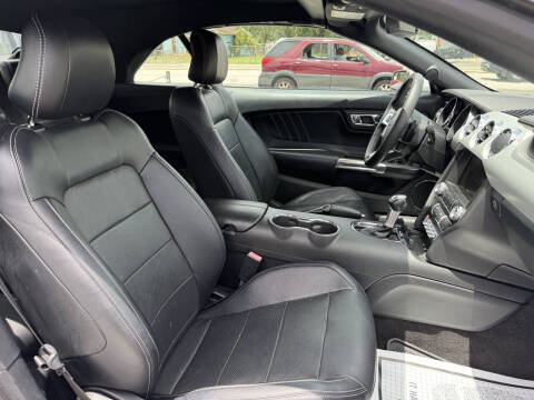 2015 Ford Mustang EcoBoost Premium
