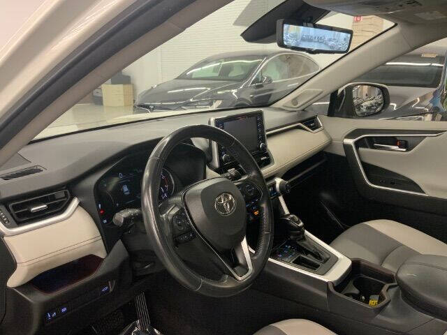 2020 Toyota RAV4 Limited