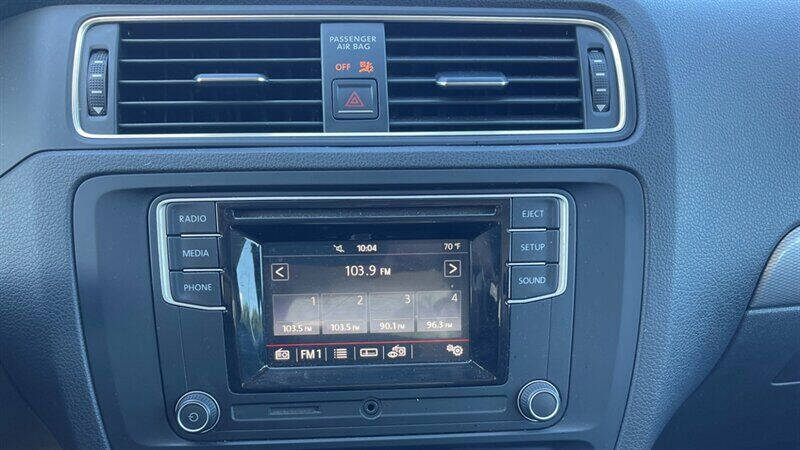 2016 Volkswagen Jetta