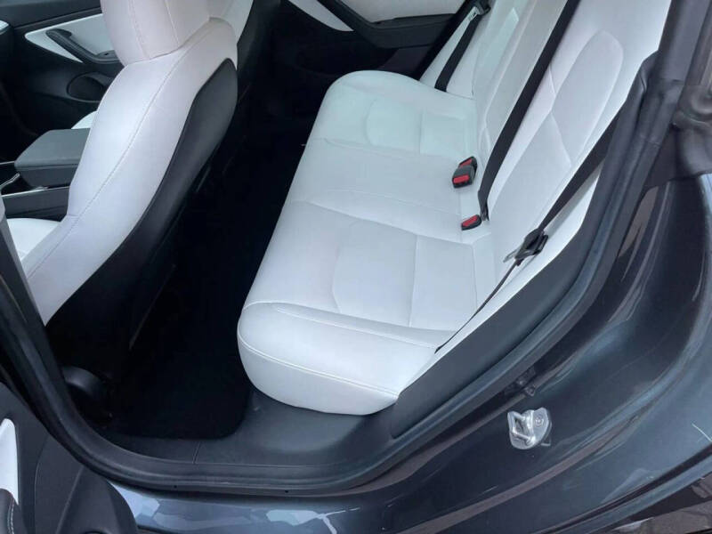 2020 Tesla Model 3 Standard Range Plus