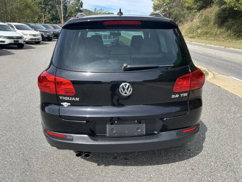 2015 Volkswagen Tiguan SE