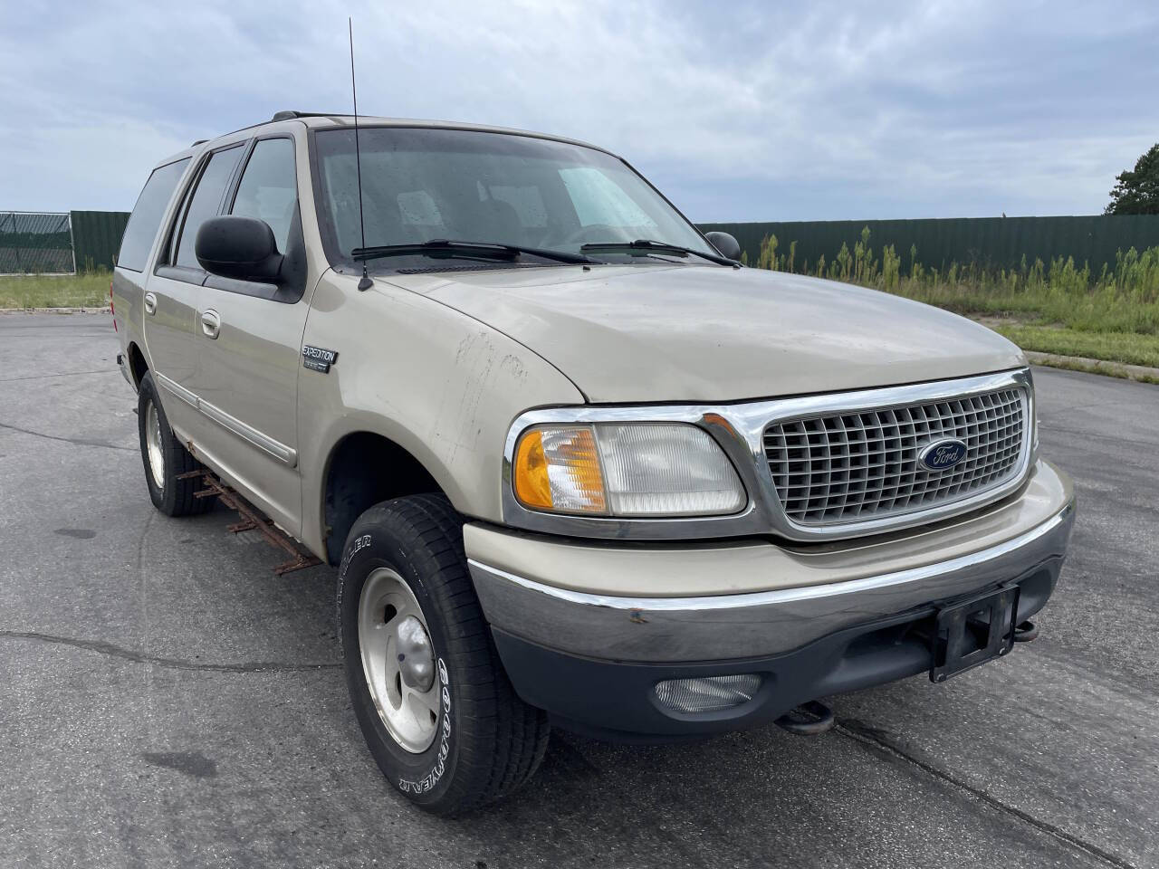 1999 Ford Expedition for sale at Twin Cities Auctions in Elk River, MN