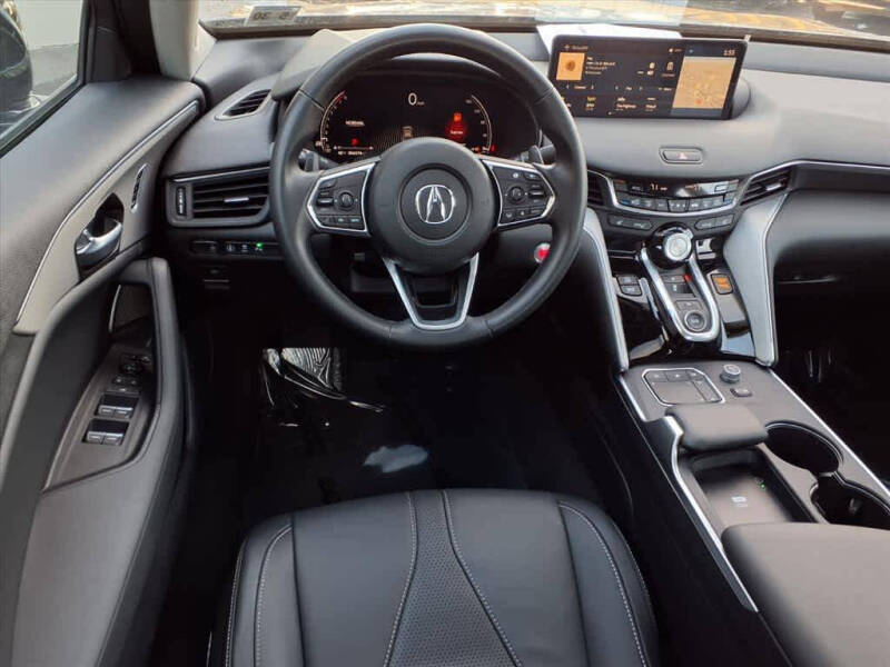 2025 Acura TLX w/Tech
