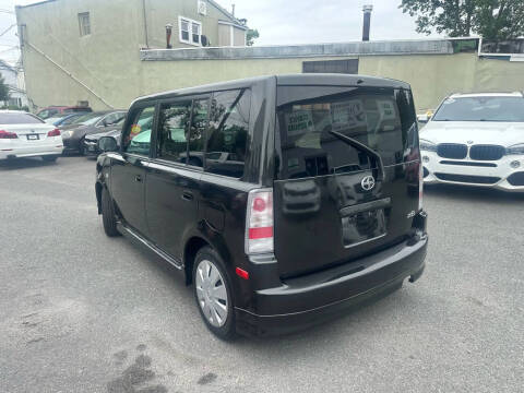 2006 Scion xB