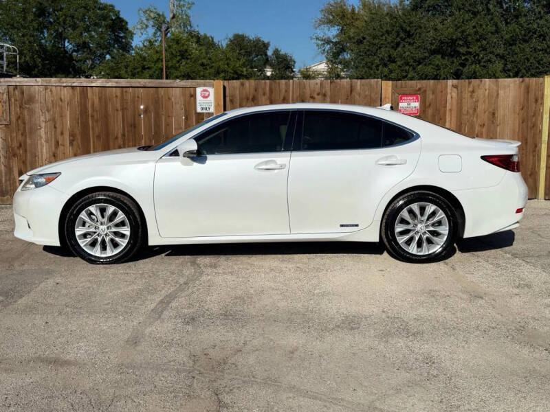 2014 Lexus ES 300h