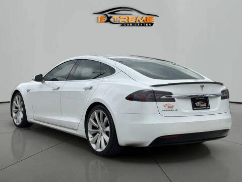 2016 Tesla Model S 90D