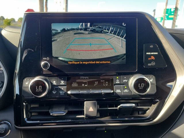 2023 Toyota Highlander XLE