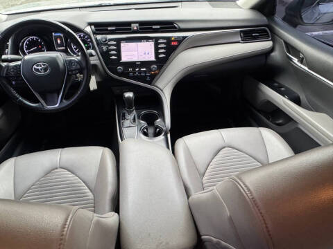 2020 Toyota Camry SE