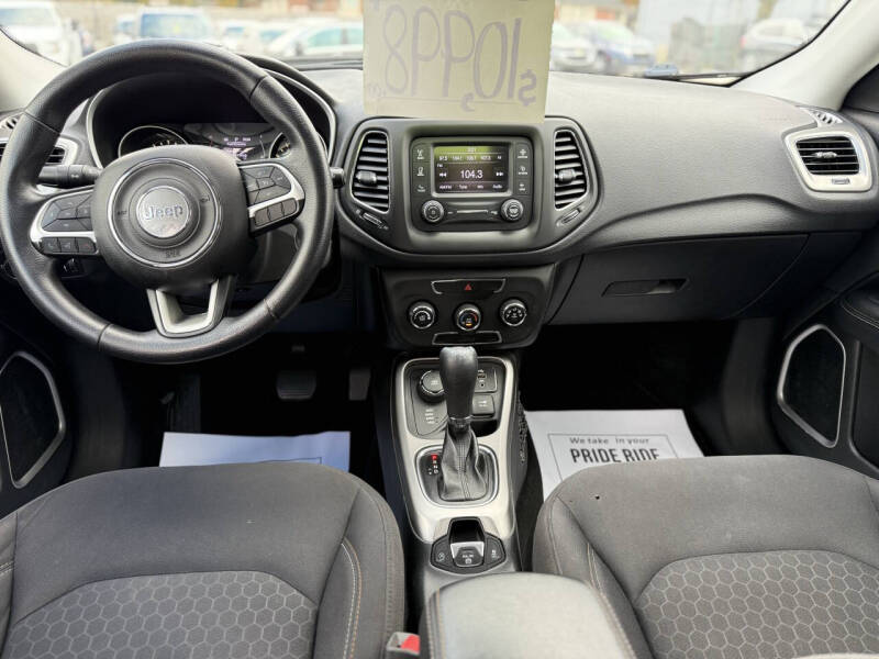 2017 Jeep Compass Sport