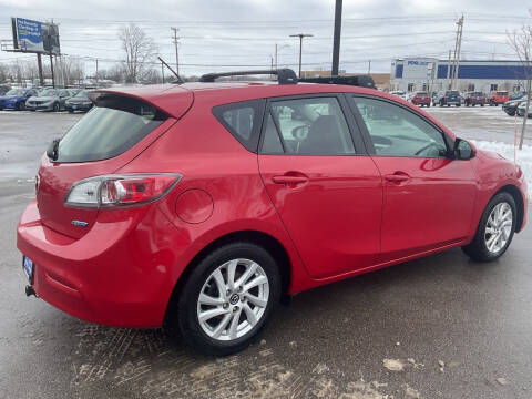 2013 Mazda MAZDA3 i Grand Touring