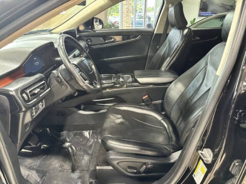 2021 Lincoln Nautilus Reserve