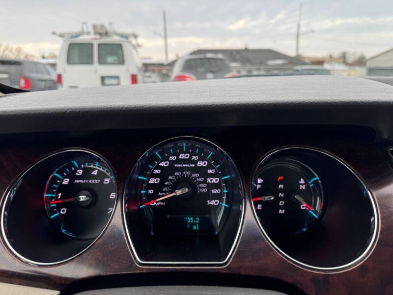 2011 Ford Taurus Limited
