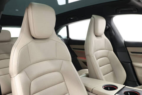 2022 Porsche Taycan 4 Cross Turismo