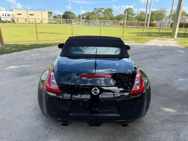 2012 Nissan 370Z Roadster Touring
