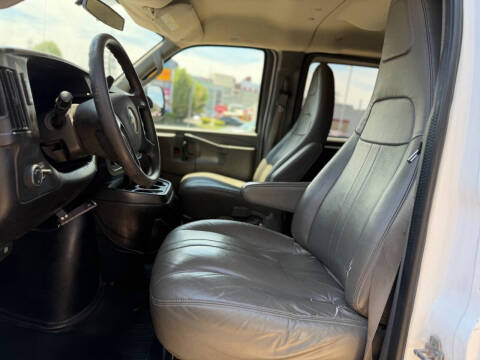2016 Chevrolet Express LS 3500
