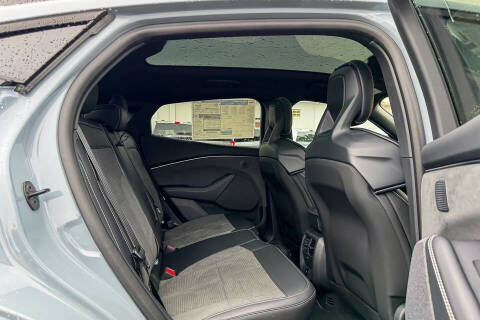 2025 Ford Mustang Mach-E GT