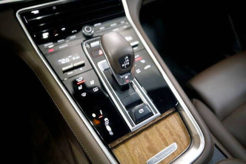 2018 Porsche Panamera 4 Executive