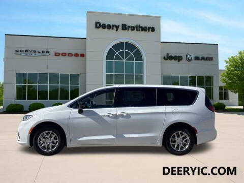 2026 Chrysler Pacifica Select