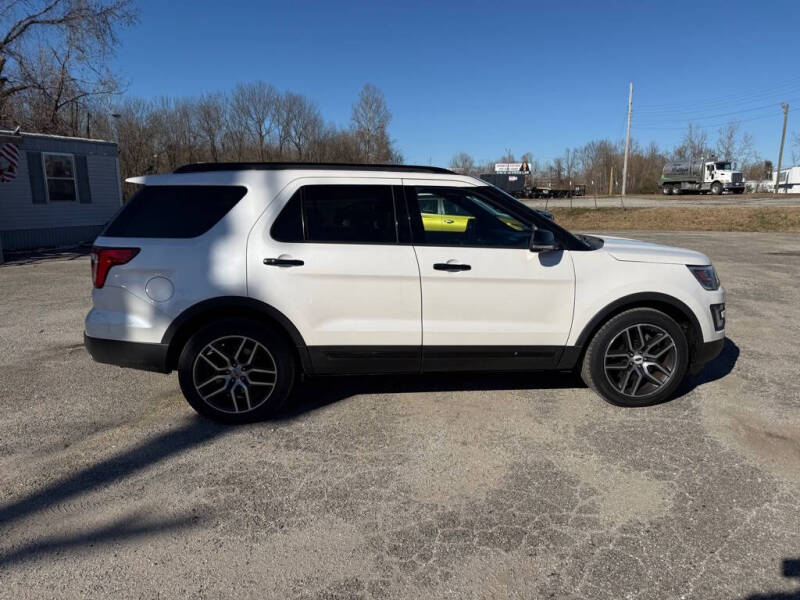 2016 Ford Explorer Sport