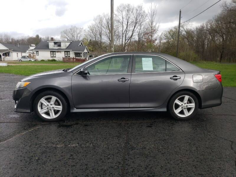 Used 2014 Toyota Camry SE with VIN 4T1BF1FK8EU434796 for sale in Paw Paw, MI