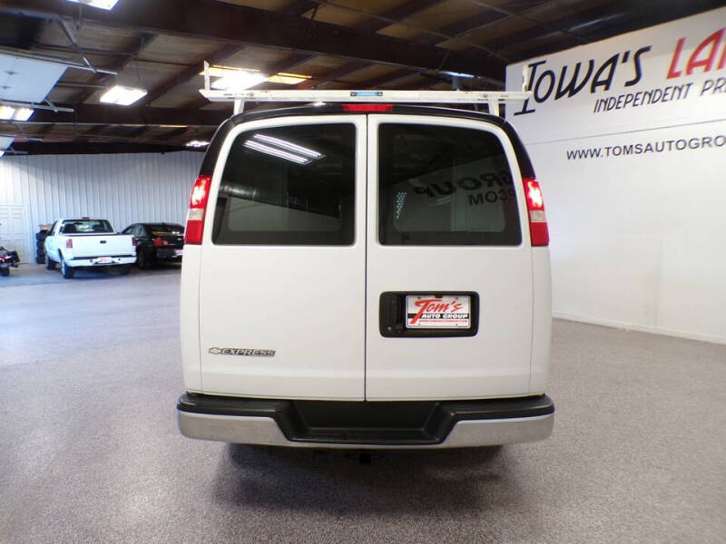 2017 Chevrolet Express 2500
