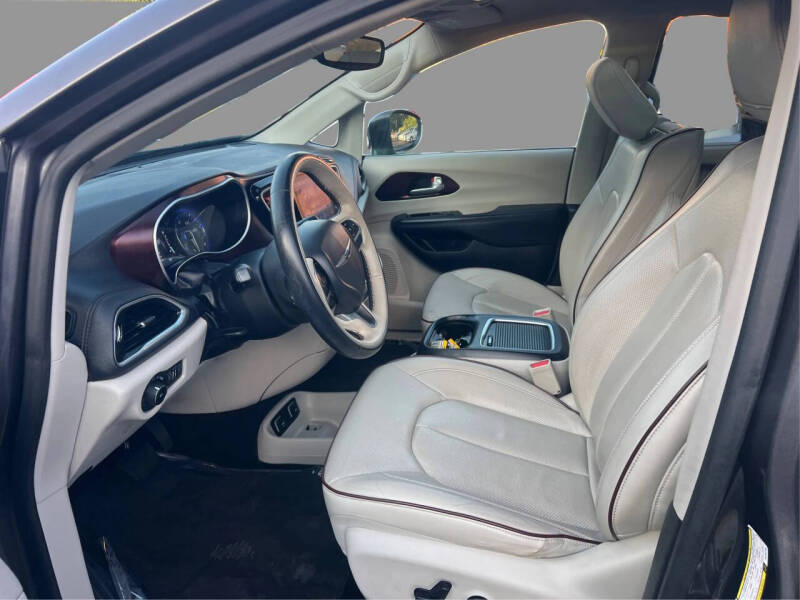 2017 Chrysler Pacifica Limited