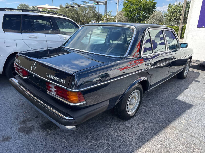 1983 Mercedes-Benz 300-Class 300 D