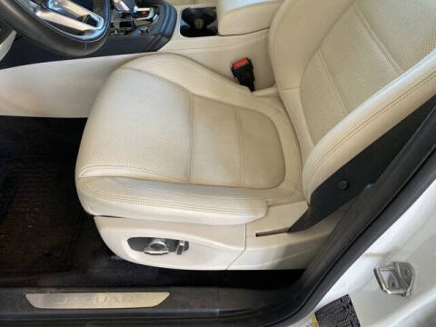 2022 Jaguar E-PACE P250 SE