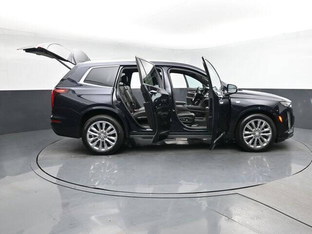 2021 Cadillac XT6 Premium Luxury