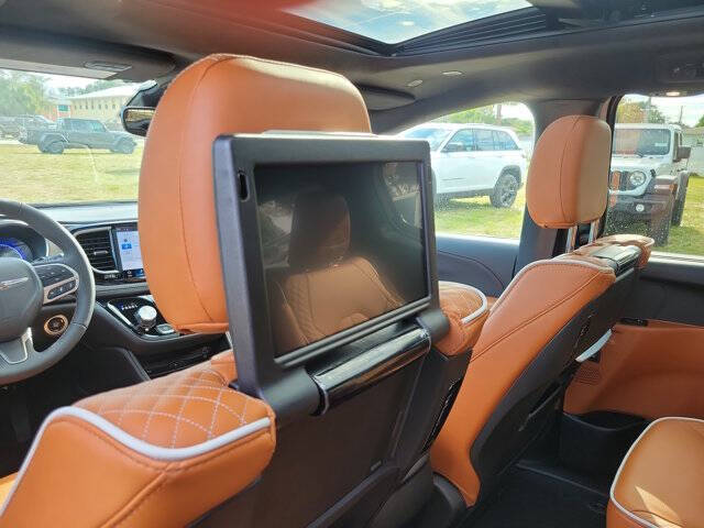 2026 Chrysler Pacifica Pinnacle