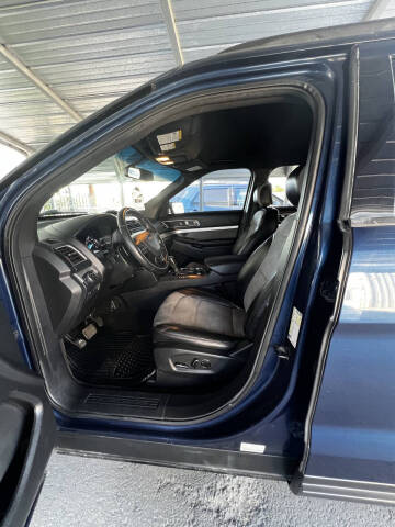 2017 Ford Explorer XLT