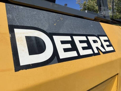 2020 DEERE 450 LGP