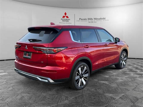 2025 Mitsubishi Outlander SE