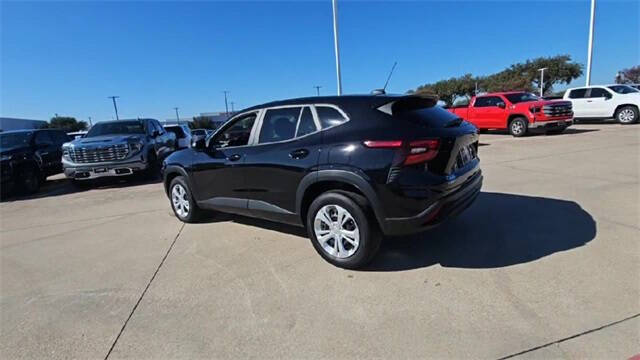 2025 Chevrolet Trax LS