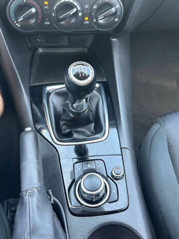 2015 Mazda MAZDA3 i Sport