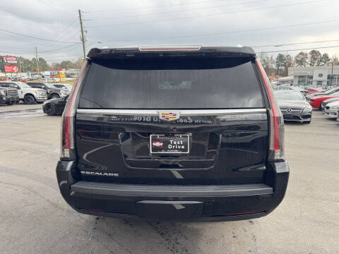 2018 Cadillac Escalade ESV Platinum