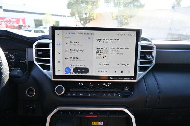 2022 Toyota Tundra Platinum