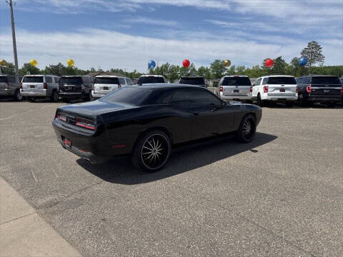 2015 Dodge Challenger SXT
