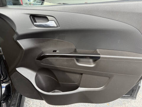 2017 Chevrolet Sonic LT Auto