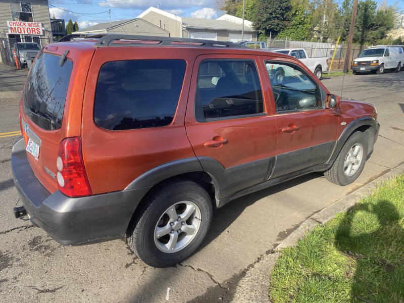 2005 Mazda Tribute s