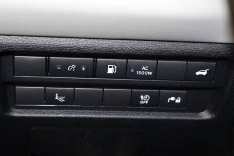 2024 Mitsubishi Outlander PHEV SEL Platinum Edition