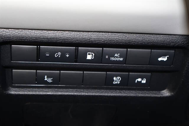 2024 Mitsubishi Outlander PHEV SEL Platinum Edition