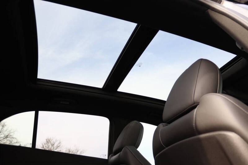 2021 Cadillac XT4 Premium Luxury