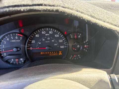 2005 Nissan Armada LE