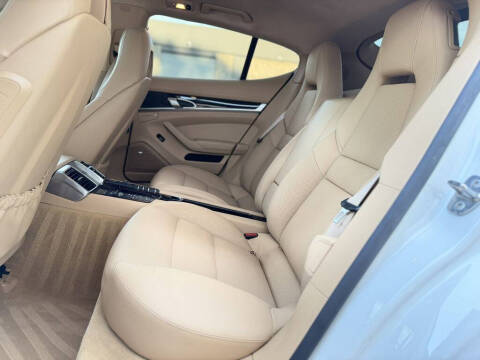 2014 Porsche Panamera S E-Hybrid