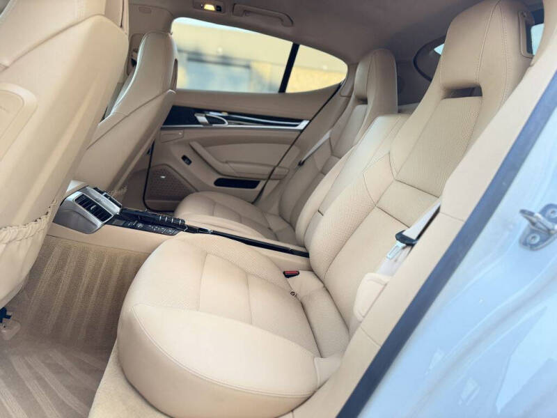 2014 Porsche Panamera S E-Hybrid